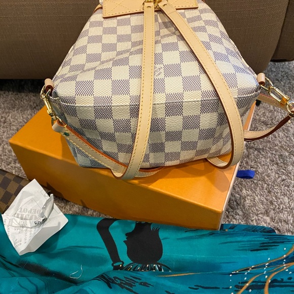 Authentic!! backpack❤️🙏🏾 - Picture 5 of 11